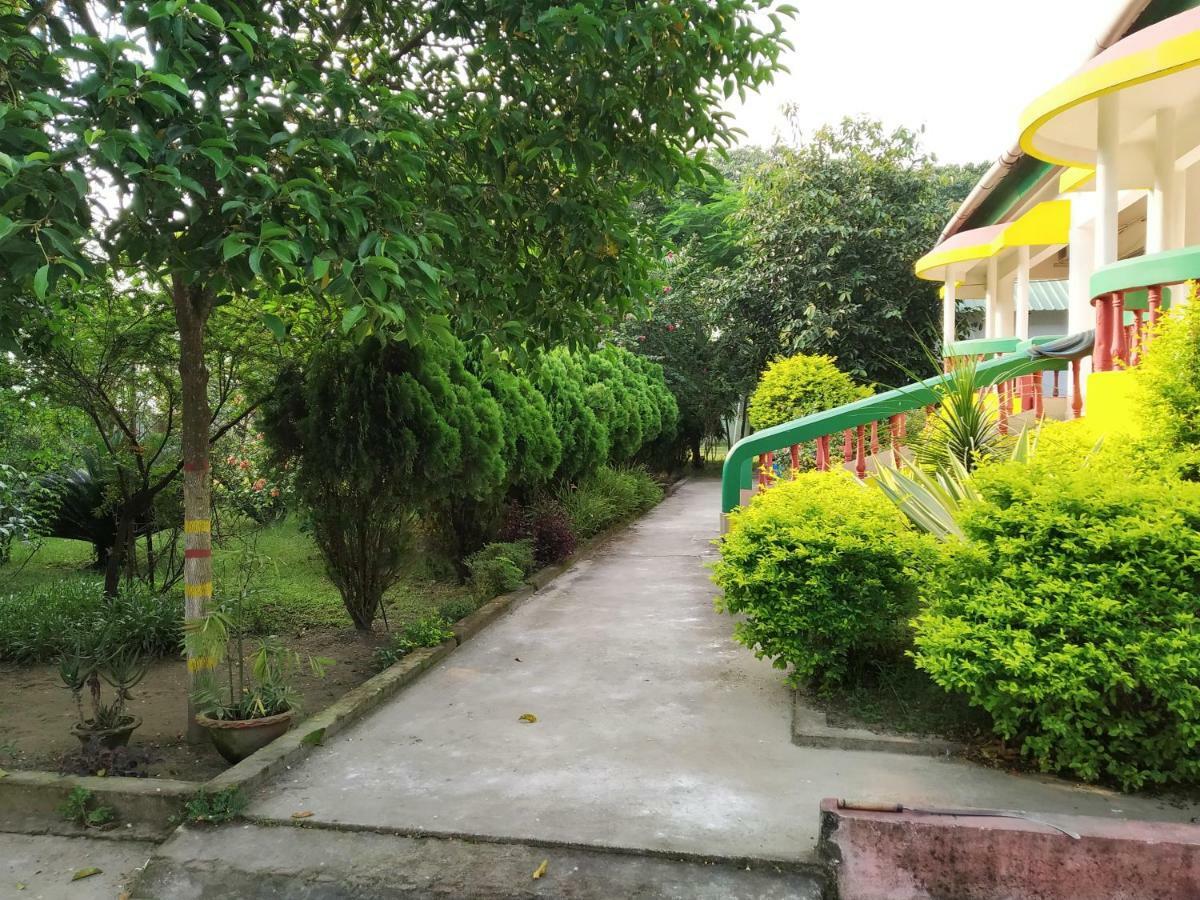 Green Ashiyana Palace Jakhalabandha Exterior foto